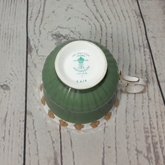 Crown Staffordshire Tea Cup And Saucer Green With Gold Roses E614 England - Picture 7 of 16